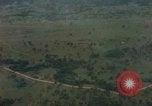 Standbild Deo Mong Pass South Vietnam, 1965, aus Sekunde 38 historischem Filmmaterial Videoclip 65675030393