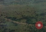 Standbild Deo Mong Pass South Vietnam, 1965, aus Sekunde 46 historischem Filmmaterial Videoclip 65675030393