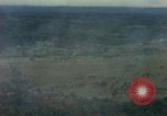 Standbild Deo Mong Pass South Vietnam, 1965, aus Sekunde 56 historischem Filmmaterial Videoclip 65675030393