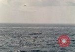 Immagine di Cacciatorpediniere americani nella Flotta Atlantica recensione Oceano atlantico, 1962, secondo 16 filmato di repertorio 65675030395