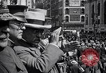 Immagine di Inductees in abiti civili marzo New York United States USA, 1917, secondo 11 filmato di repertorio 65675030403