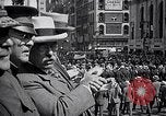 Immagine di Inductees in abiti civili marzo New York United States USA, 1917, secondo 14 filmato di repertorio 65675030403