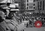 Immagine di Inductees in abiti civili marzo New York United States USA, 1917, secondo 17 filmato di repertorio 65675030403