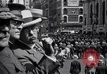 Immagine di Inductees in abiti civili marzo New York United States USA, 1917, secondo 20 filmato di repertorio 65675030403