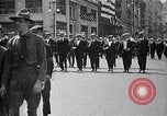 Immagine di Inductees in abiti civili marzo New York United States USA, 1917, secondo 36 filmato di repertorio 65675030403