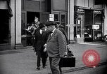 Immagine di Inductees in abiti civili marzo New York United States USA, 1917, secondo 52 filmato di repertorio 65675030403