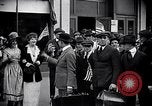 Immagine di Inductees in abiti civili marzo New York United States USA, 1917, secondo 59 filmato di repertorio 65675030403