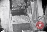 Image mine saute Kennecott Alaska USA, 1927, de la seconde 44 séquences d'archives historiques vidéo 65675030410