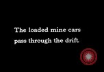 Standbild geladen ore Cars Ray Arizona USA, 1927, aus Sekunde 6 historischem Filmmaterial Videoclip 65675030420