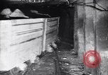 Standbild geladen ore Cars Ray Arizona USA, 1927, aus Sekunde 32 historischem Filmmaterial Videoclip 65675030420