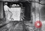 Standbild geladen ore Cars Ray Arizona USA, 1927, aus Sekunde 42 historischem Filmmaterial Videoclip 65675030420