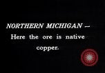 Standbild man-Auto Northern Michigan United States USA, 1927, aus Sekunde 19 historischem Filmmaterial Videoclip 65675030423