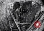 Standbild nass bohren Butte Montana USA, 1927, aus Sekunde 16 historischem Filmmaterial Videoclip 65675030431