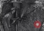 Standbild nass bohren Butte Montana USA, 1927, aus Sekunde 47 historischem Filmmaterial Videoclip 65675030431