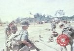 Immagine di Luce 199th della brigata di fanteria lasciando la Cambogia Cambogia, 1970, secondo 23 filmato di repertorio 65675030464