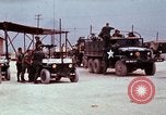 Immagine di 105mm obice Il Vietnam, 1968, secondo 20 filmato di repertorio 65675030465