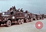 Immagine di 105mm obice Il Vietnam, 1968, secondo 44 filmato di repertorio 65675030465