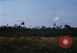 Immagine di UH-1D elicotteri Il Vietnam, 1968, secondo 21 filmato di repertorio 65675030466
