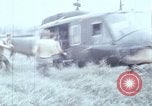 Standbild entladen liefert Vietnam, 1968, aus Sekunde 1 historischem Filmmaterial Videoclip 65675030470