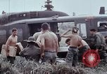 Standbild entladen liefert Vietnam, 1968, aus Sekunde 30 historischem Filmmaterial Videoclip 65675030470