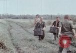Standbild entladen liefert Vietnam, 1968, aus Sekunde 49 historischem Filmmaterial Videoclip 65675030470