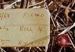 Standbild UH-1D Hubschrauber Kambodscha, 1968, aus Sekunde 6 historischem Filmmaterial Videoclip 65675030471