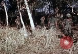 Standbild UH-1D Hubschrauber Kambodscha, 1968, aus Sekunde 37 historischem Filmmaterial Videoclip 65675030471