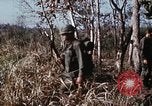 Standbild UH-1D Hubschrauber Kambodscha, 1968, aus Sekunde 59 historischem Filmmaterial Videoclip 65675030471