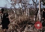 Standbild UH-1D Hubschrauber Kambodscha, 1968, aus Sekunde 60 historischem Filmmaterial Videoclip 65675030471