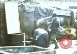 Standbild Koreaner Weizen beladen am Dock Südkorea, 1968, aus Sekunde 1 historischem Filmmaterial Videoclip 65675030472