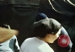 Standbild Koreaner Weizen beladen am Dock Südkorea, 1968, aus Sekunde 14 historischem Filmmaterial Videoclip 65675030472