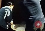 Standbild Koreaner Weizen beladen am Dock Südkorea, 1968, aus Sekunde 25 historischem Filmmaterial Videoclip 65675030472
