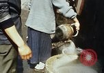 Standbild Koreaner Weizen beladen am Dock Südkorea, 1968, aus Sekunde 39 historischem Filmmaterial Videoclip 65675030472