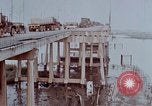 Standbild damged Newport Bridge Saigon Vietnam, 1968, aus Sekunde 19 historischem Filmmaterial Videoclip 65675030473