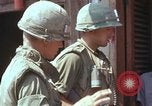 Standbild Nachwirkungen der kommunistischen Offensive in Saigon Saigon Vietnam, 1968, aus Sekunde 24 historischem Filmmaterial Videoclip 65675030474
