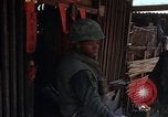 Standbild Nachwirkungen der kommunistischen Offensive in Saigon Saigon Vietnam, 1968, aus Sekunde 31 historischem Filmmaterial Videoclip 65675030474