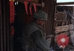Standbild Nachwirkungen der kommunistischen Offensive in Saigon Saigon Vietnam, 1968, aus Sekunde 34 historischem Filmmaterial Videoclip 65675030474