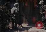 Standbild Nachwirkungen der kommunistischen Offensive in Saigon Saigon Vietnam, 1968, aus Sekunde 47 historischem Filmmaterial Videoclip 65675030474