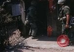 Standbild Nachwirkungen der kommunistischen Offensive in Saigon Saigon Vietnam, 1968, aus Sekunde 53 historischem Filmmaterial Videoclip 65675030474
