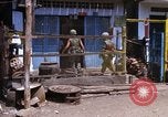 Standbild Nachwirkungen der kommunistischen Offensive in Saigon Saigon Vietnam, 1968, aus Sekunde 59 historischem Filmmaterial Videoclip 65675030474