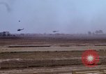 Standbild Phu Tho Rennstrecke Saigon Vietnam, 1968, aus Sekunde 28 historischem Filmmaterial Videoclip 65675030477