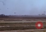 Standbild Phu Tho Rennstrecke Saigon Vietnam, 1968, aus Sekunde 30 historischem Filmmaterial Videoclip 65675030477