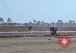 Standbild Phu Tho Rennstrecke Saigon Vietnam, 1968, aus Sekunde 36 historischem Filmmaterial Videoclip 65675030477