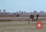 Standbild Phu Tho Rennstrecke Saigon Vietnam, 1968, aus Sekunde 39 historischem Filmmaterial Videoclip 65675030477