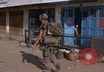 Standbild US 199 Leichte Infanterie in Vietnam Saigon Vietnam, 1968, aus Sekunde 44 historischem Filmmaterial Videoclip 65675030478