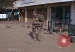 Standbild US 199 Leichte Infanterie in Vietnam Saigon Vietnam, 1968, aus Sekunde 46 historischem Filmmaterial Videoclip 65675030478