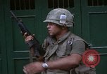 Standbild US 199 Leichte Infanterie in Vietnam Saigon Vietnam, 1968, aus Sekunde 61 historischem Filmmaterial Videoclip 65675030478
