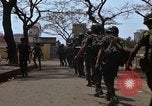 Standbild 81mm Mörtel Saigon Vietnam, 1968, aus Sekunde 53 historischem Filmmaterial Videoclip 65675030480