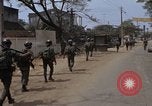 Standbild 81mm Mörtel Saigon Vietnam, 1968, aus Sekunde 56 historischem Filmmaterial Videoclip 65675030480