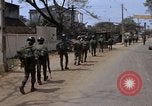 Standbild 81mm Mörtel Saigon Vietnam, 1968, aus Sekunde 62 historischem Filmmaterial Videoclip 65675030480